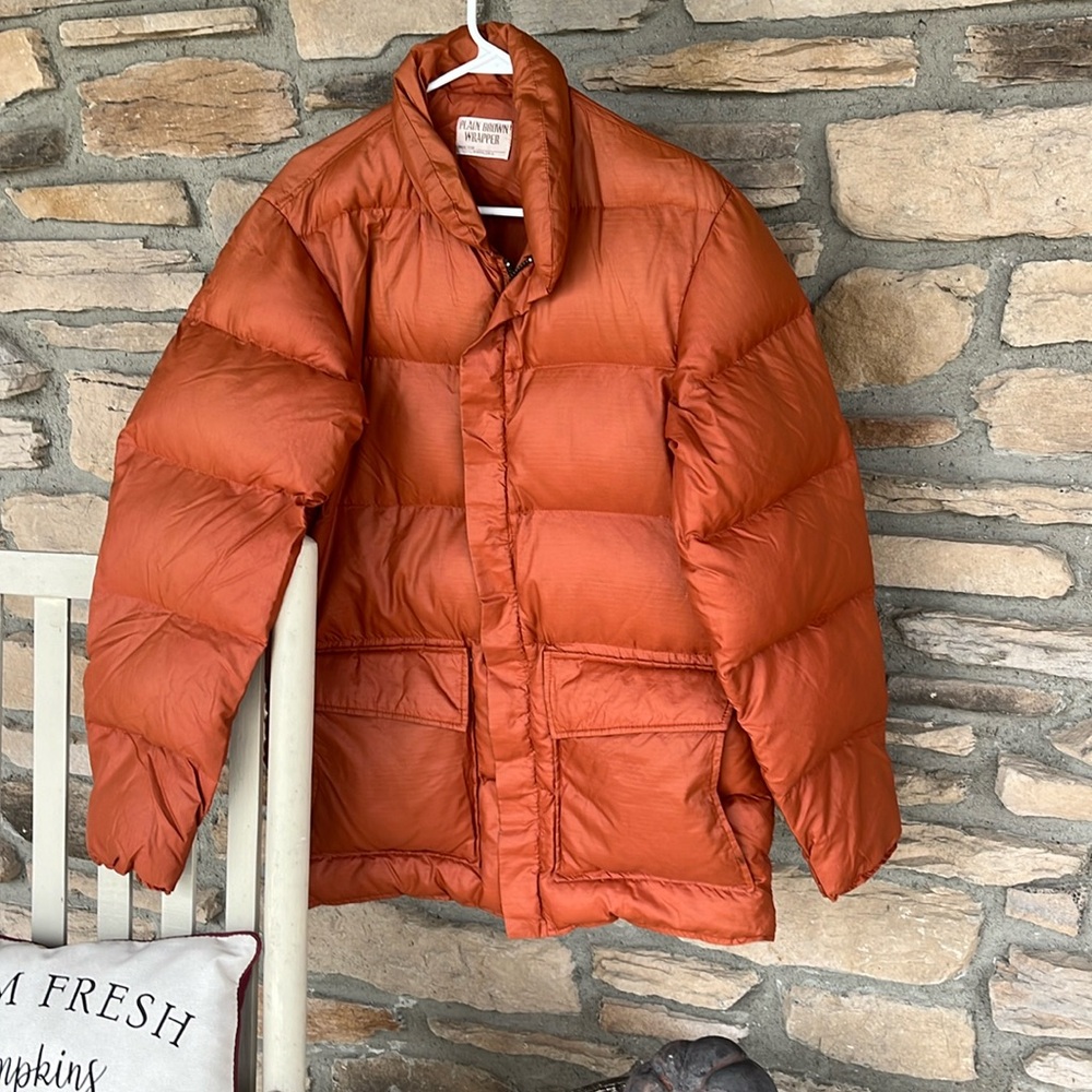 Vintage plain brown wrapper lightweight down coat.